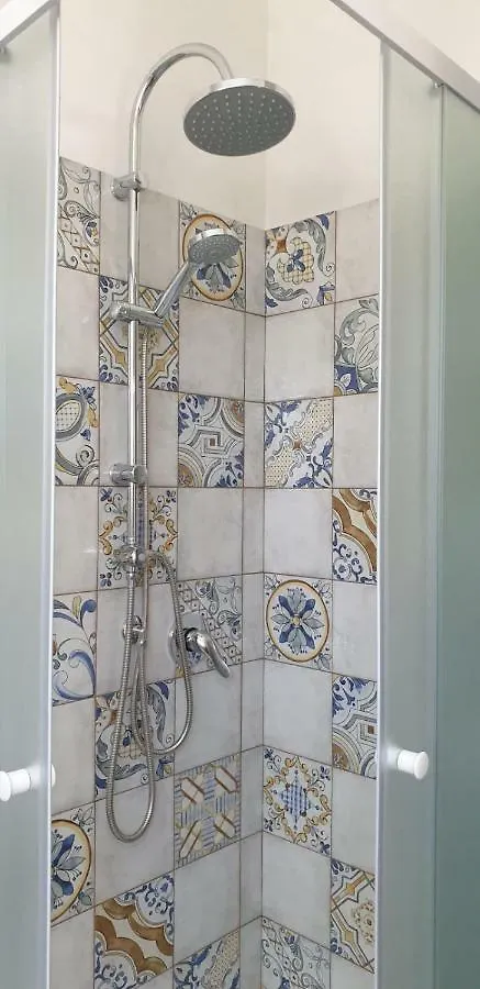 Villa Angela Fontane Bianche Italien